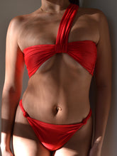 Load image into Gallery viewer, Alexis Top - Red